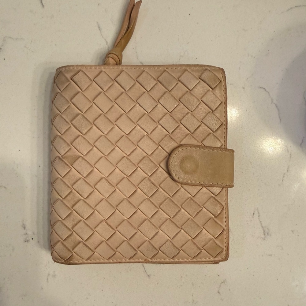Authentic Pre Loved Bottega Veneta Woven Beige Wallet with Snap Closure